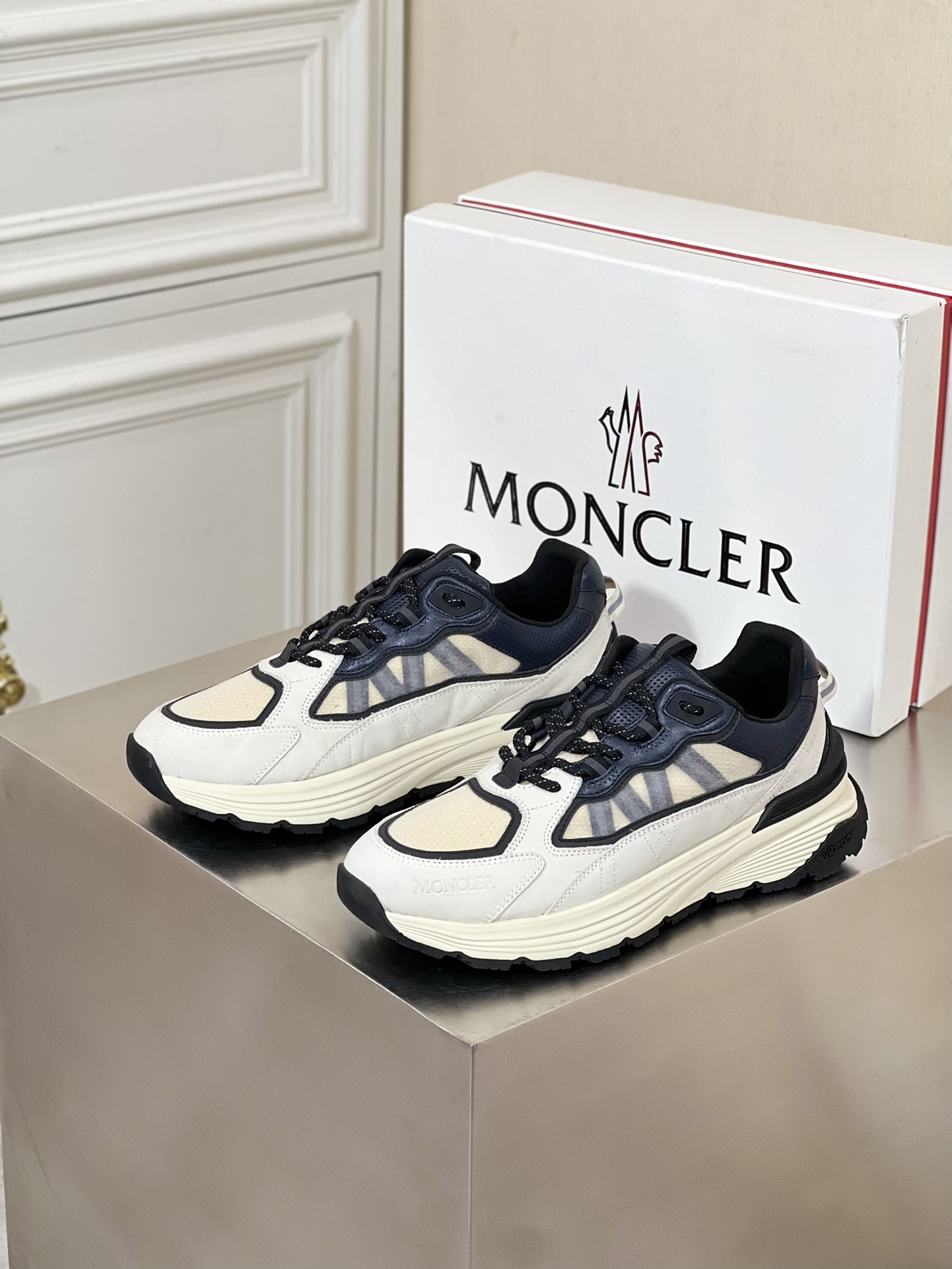 MONCLER